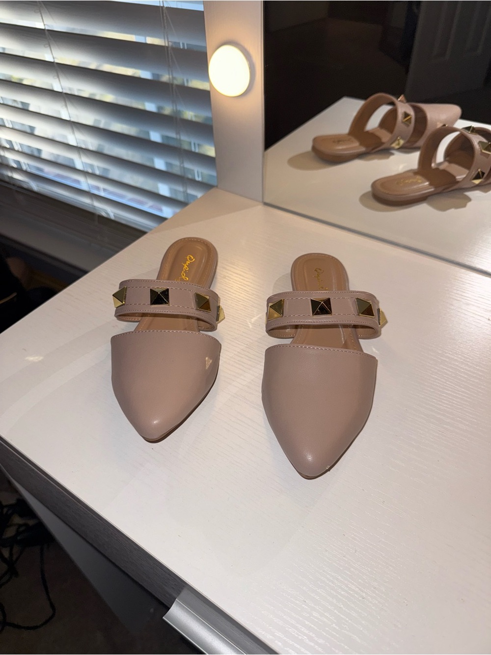 Qupid Nude Blush Studded Pointed Toe Mule Flats Size 6
